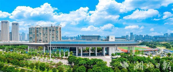 武汉工商学院新增两个本科专业