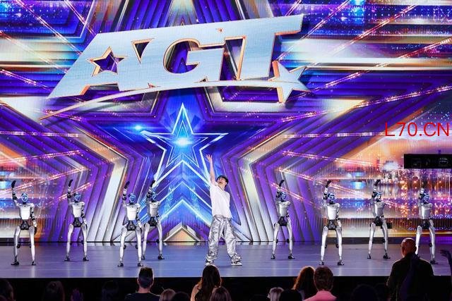 宇树机器人亮相美国达人秀