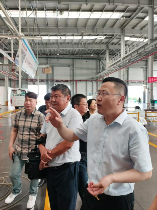 让文学扎根企业，溧水作家现场感受民企生机与活力