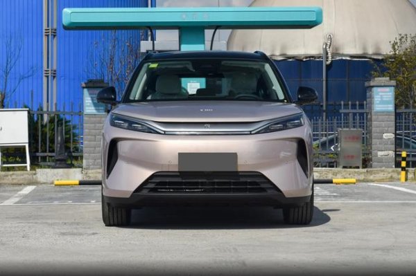 提车3000公里，老司机说实话，告诉你2026款元PLUS 到底值不值？